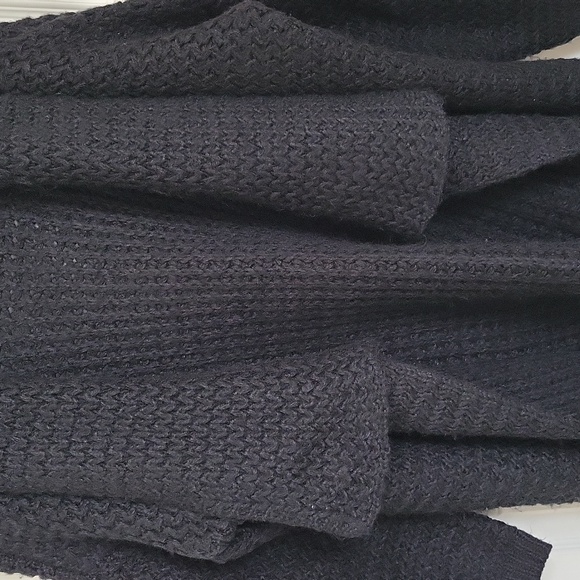 Chunky Cardigan - Picture 2 of 4